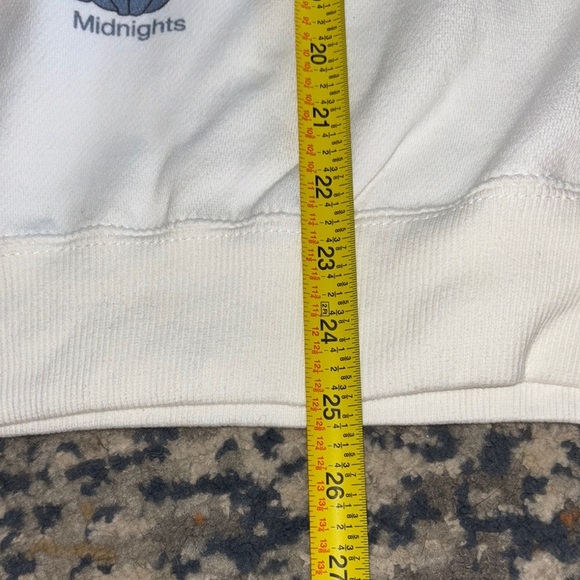 White Taylor Swift Cat-Themed Sweatshirt - Picture 8 of 10